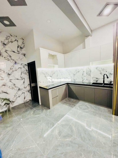 Bán nhà Bùi Văn Ba Quận 7 - 2 tầng, 42m² - Gân KCX Tân Thuận - 4.2 tỷ TL,